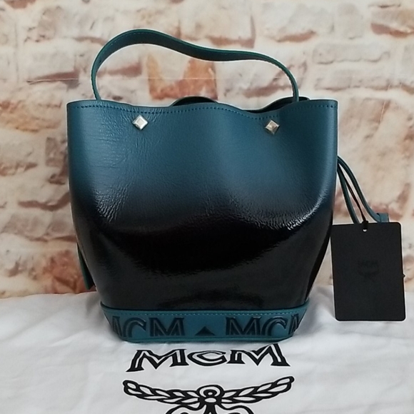 New MCM Milano Mini Patent Drawstring Bag - Picture 7 of 13